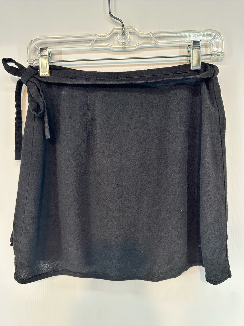 Aritzia Sunday Best‎ Mini skirt size small Wrap Around Tie-Waist lined